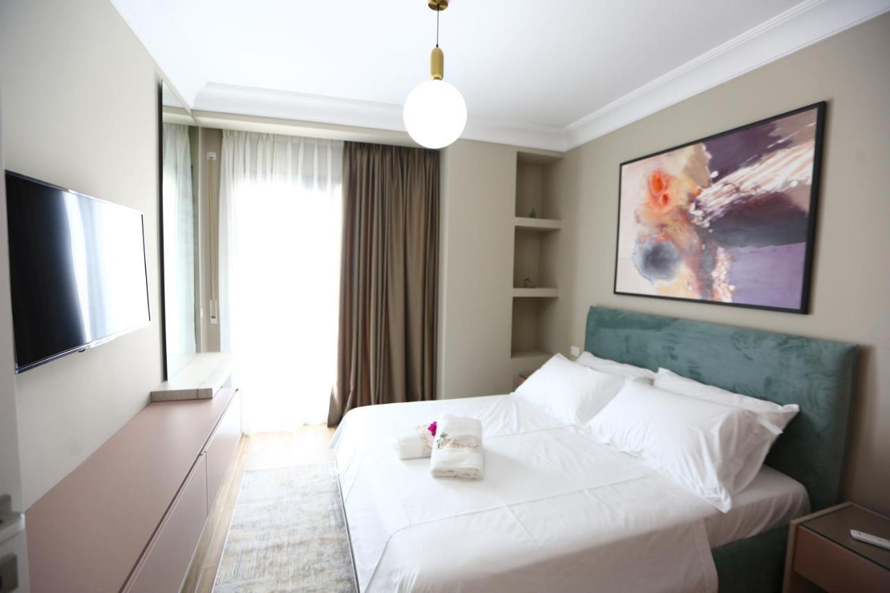 סרנדה Blissful Apartments מראה חיצוני תמונה