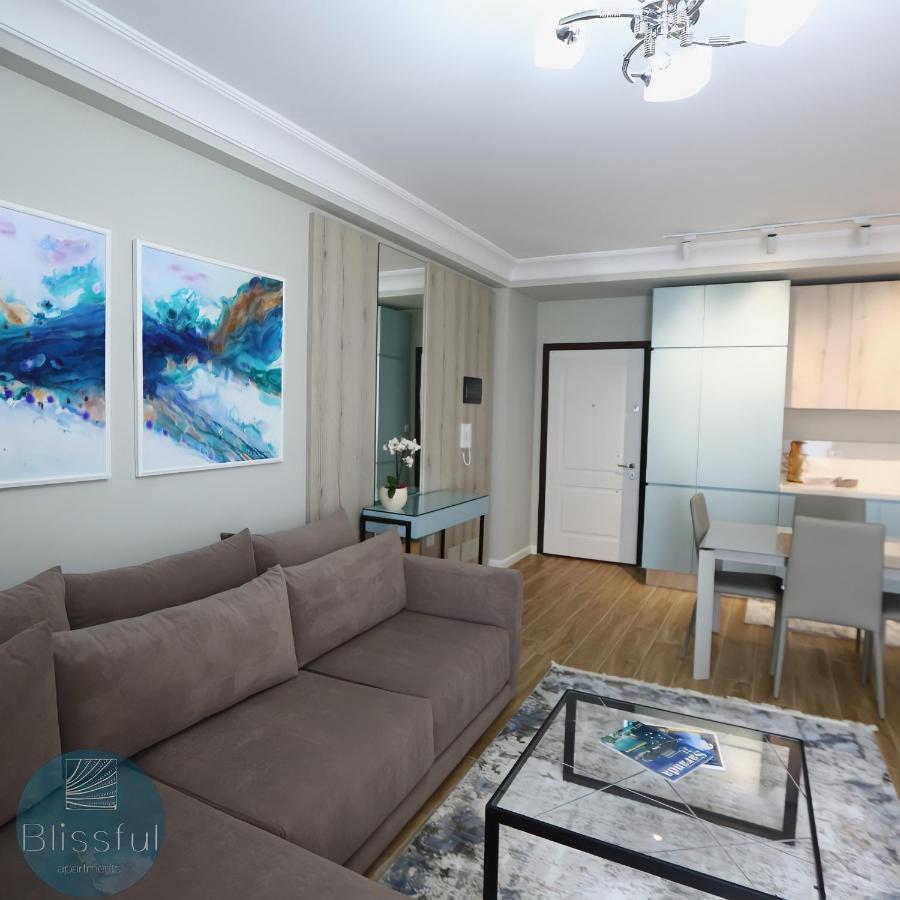 סרנדה Blissful Apartments מראה חיצוני תמונה