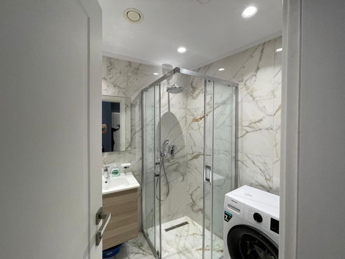 סרנדה Blissful Apartments מראה חיצוני תמונה