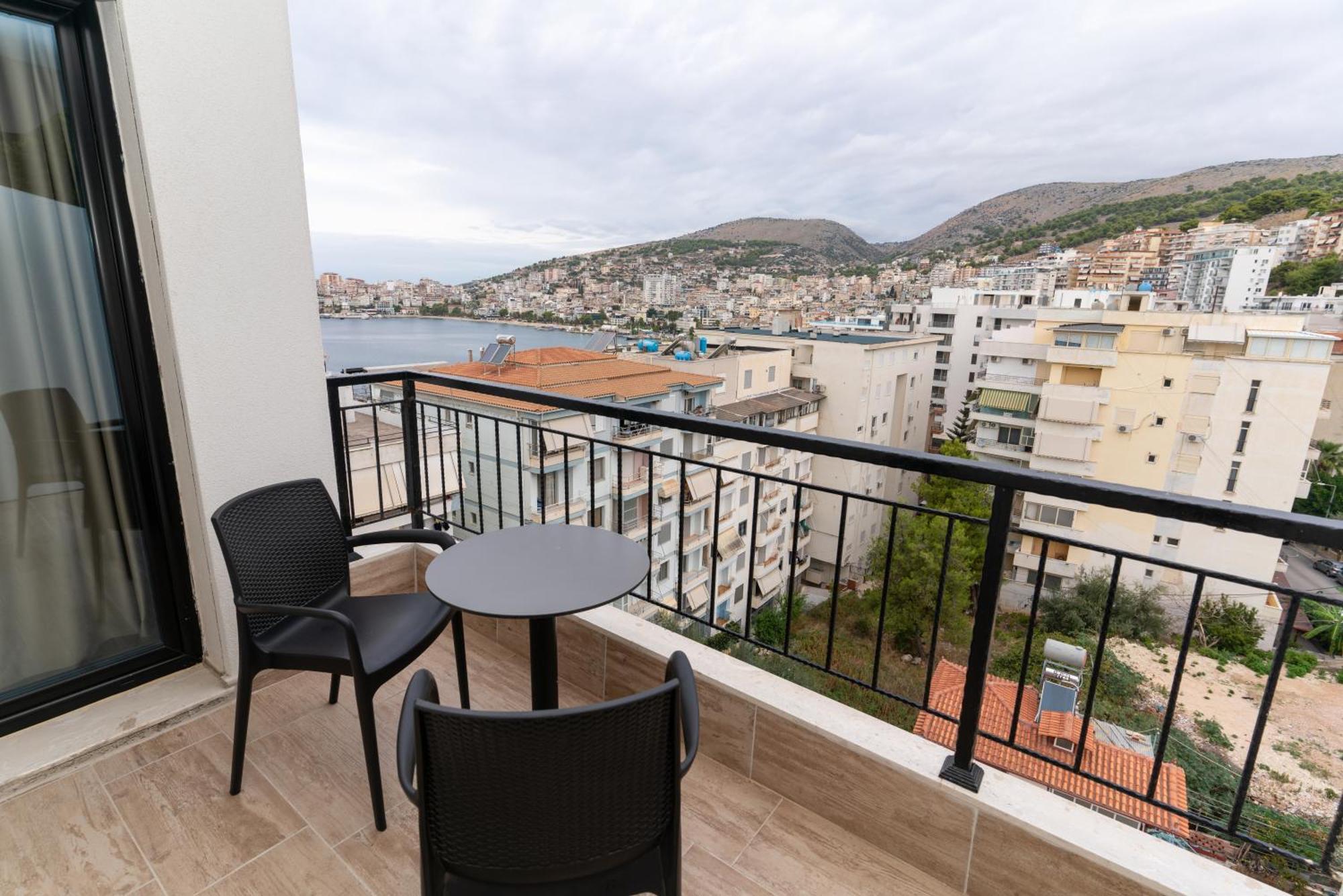 סרנדה Blissful Apartments מראה חיצוני תמונה
