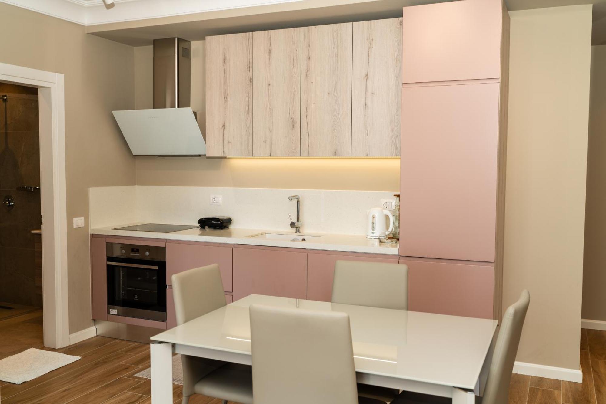 סרנדה Blissful Apartments מראה חיצוני תמונה